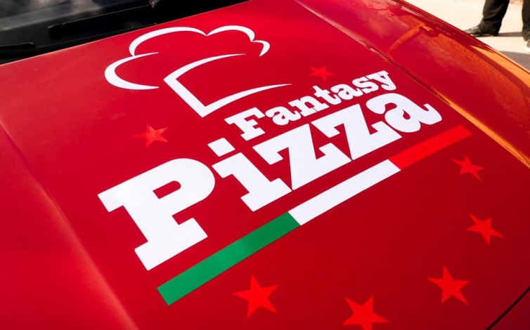 Samolepky na auto, polep auta - Fantasy Pizza