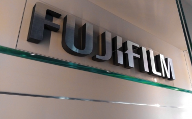 3D logo interiér - Fujifilm