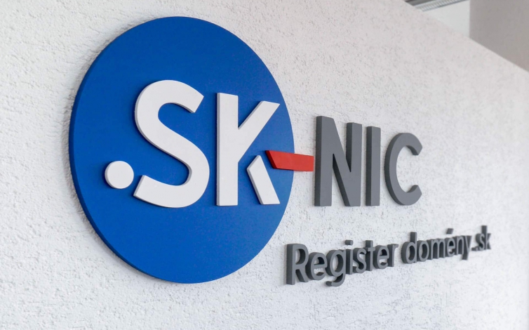 3D logá a písmená - SK-NIC, a.s.